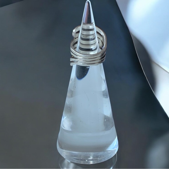 SILPADA Retired Open Work Sterling Silver Modernist Woman’s Ring Jewelry - Picture 5 of 9